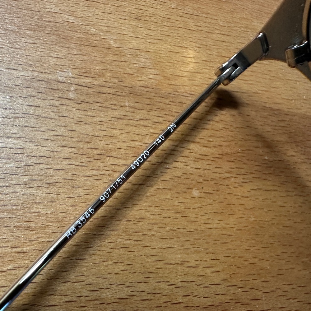 Original Raybans - Picture 4 of 10